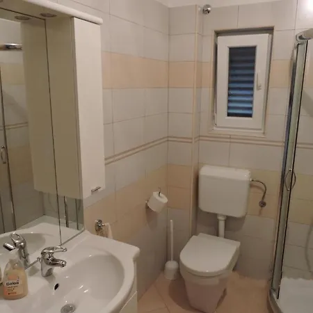 Апартаменты With Parking Space Losinj, Losinj - 25040 Мали-Лошинь